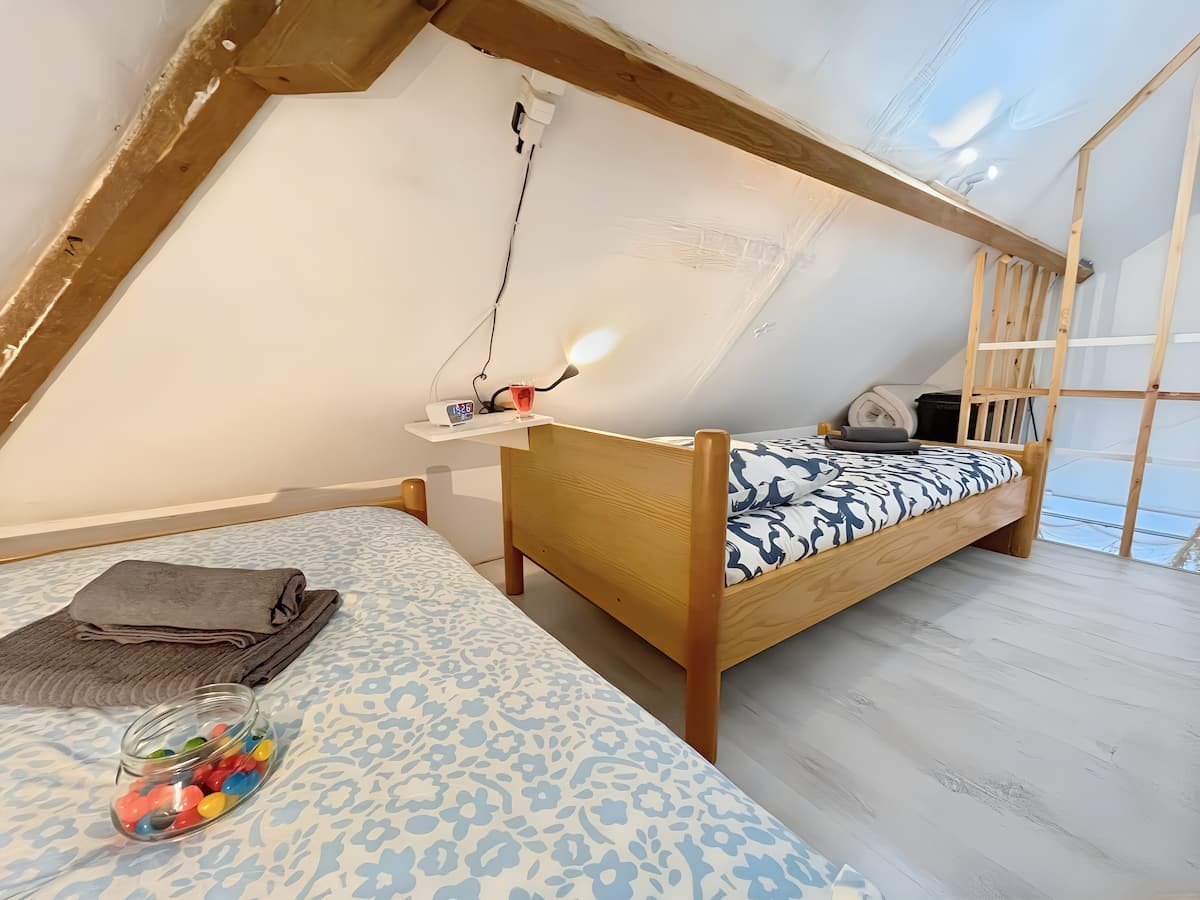 Coin couchage enfants en mezzanine