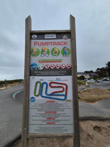 Pumptrack de Merville-Franceville, à proximité