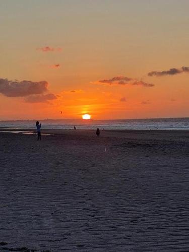 Coucher de soleil sur la plage